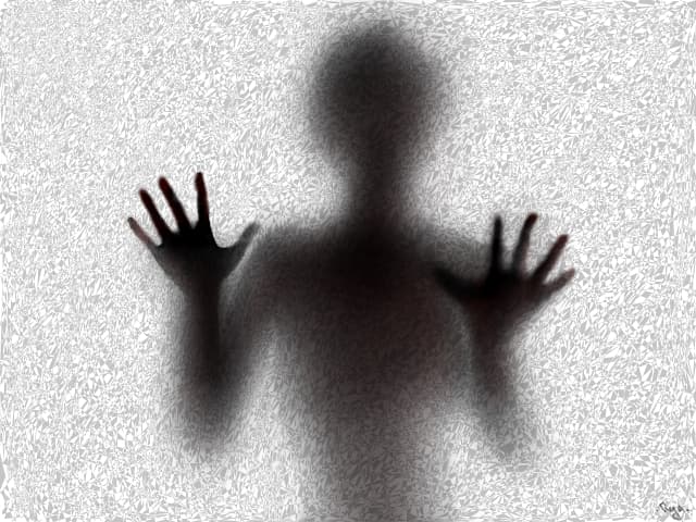 \'dincolo de aparente\'..