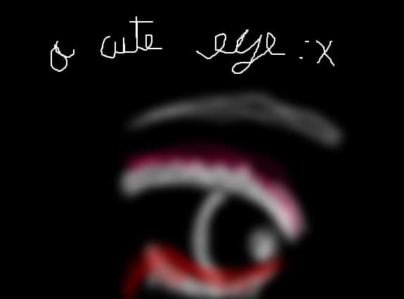 q cute eye